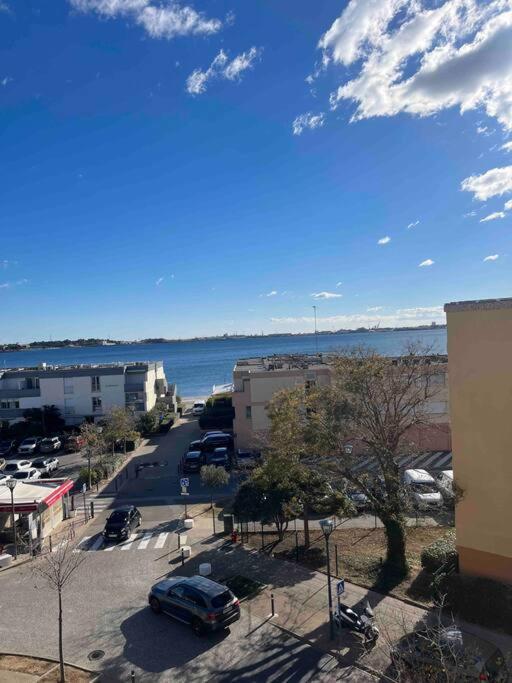 Joli Appart/Vue Etang/Clim /Wifi Balaruc-les-Bains Exterior foto